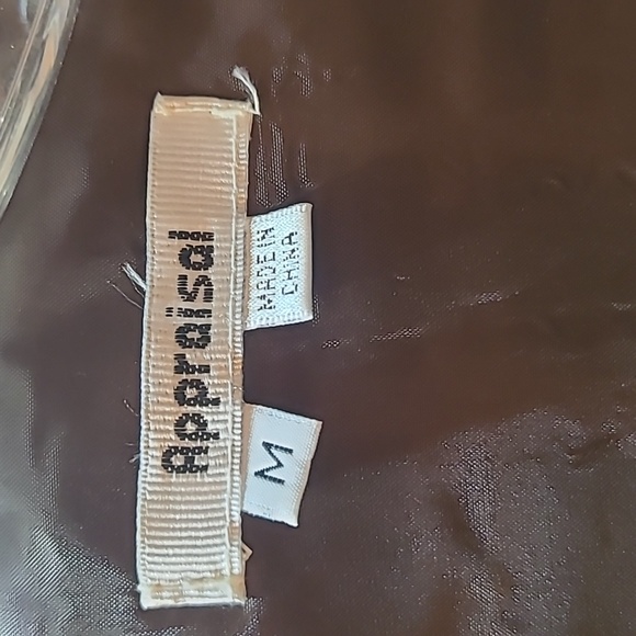 Blazer - Picture 3 of 4